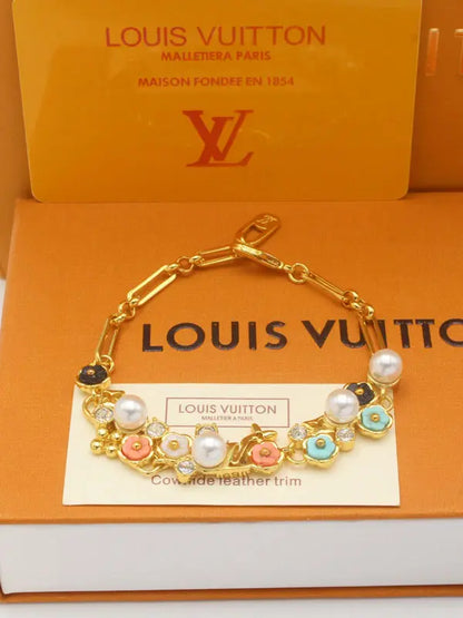 اساور لويس فيتون فلاور ملتي بيرل لوقو ماستر اسواره louis vuitton ذهبي