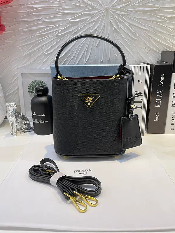 شنطة برادا شنط وحقائب brada bags اسود