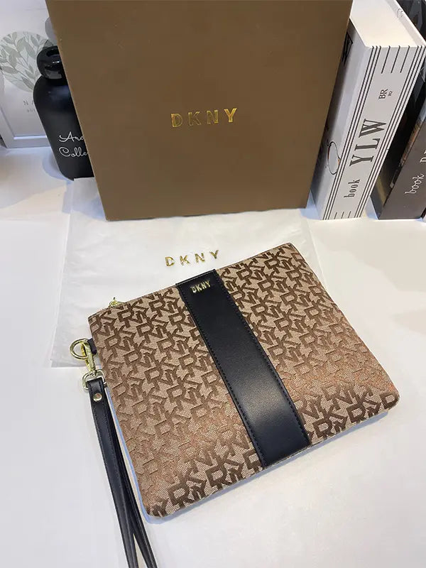 شنطة دكني صغيره شنط وحقائب dkny bags
