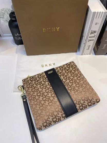 شنطة دكني صغيره شنط وحقائب dkny bags