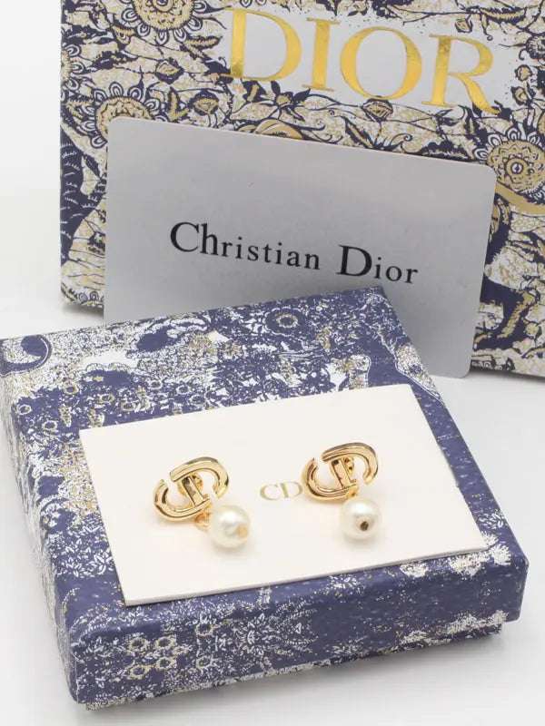 حلق ديور الجديد 677 ماستر حلق dior