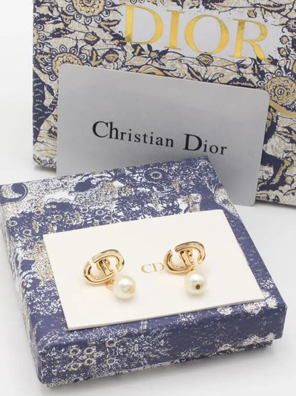 حلق ديور الجديد 677 ماستر حلق dior