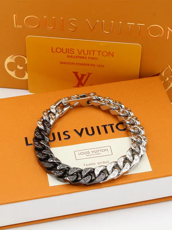 اساور لويس فيتون رجالي هاي سلفر اند بلاك مقاس 21 اسواره louis vuitton