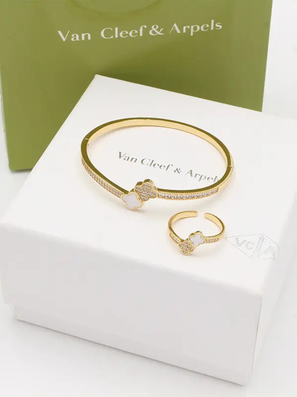 اساور وخاتم فان كليف وايت شيل زركون 793 اسواره van cleef