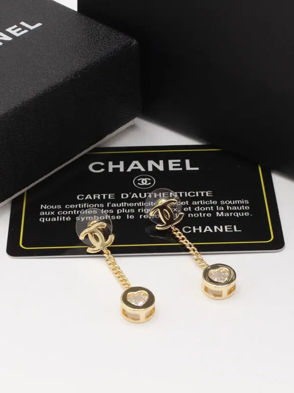 حلق شانيل طويل 670 حلق chanel