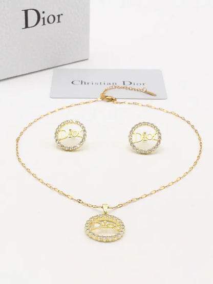 طقم ديور ناعم 2 قطع اطقم dior