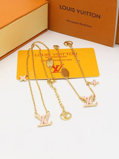 طقم لويس فيتون شيل ناعم 2 قطع اطقم louis vuitton