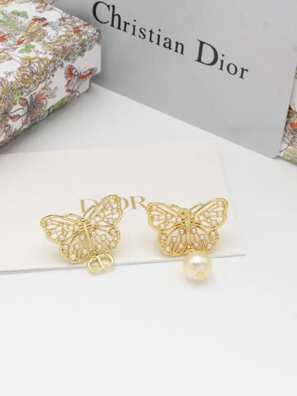 حلق ديور لولو فراشه 617 ماستر حلق dior
