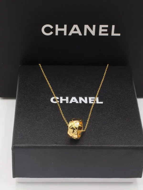 سلسال شانيل 689 سلسال chanel ذهبي
