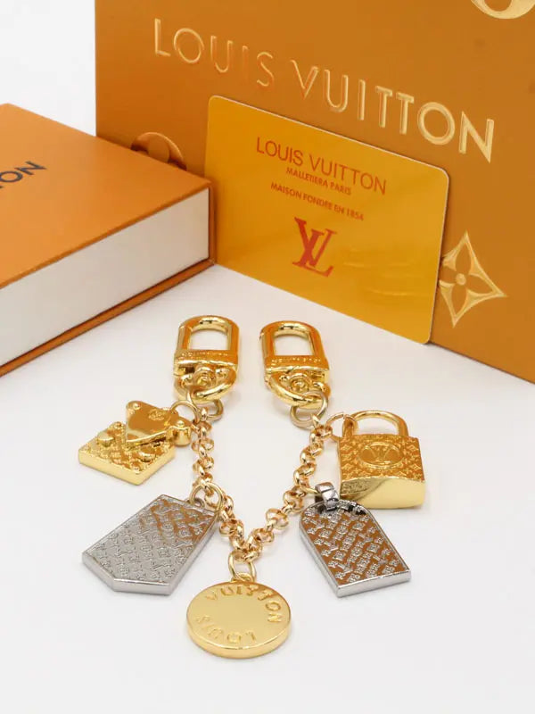 ميدالية لويس فيتون 236 ميدالية louis vuitton