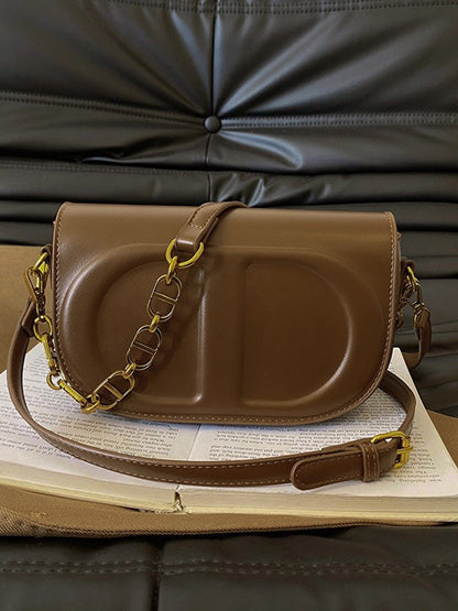 شنطة مستوحى من ديور شنط وحقائب dior