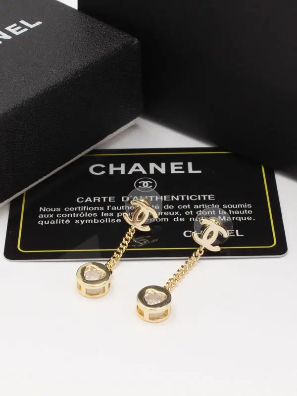 حلق شانيل طويل 670 حلق chanel