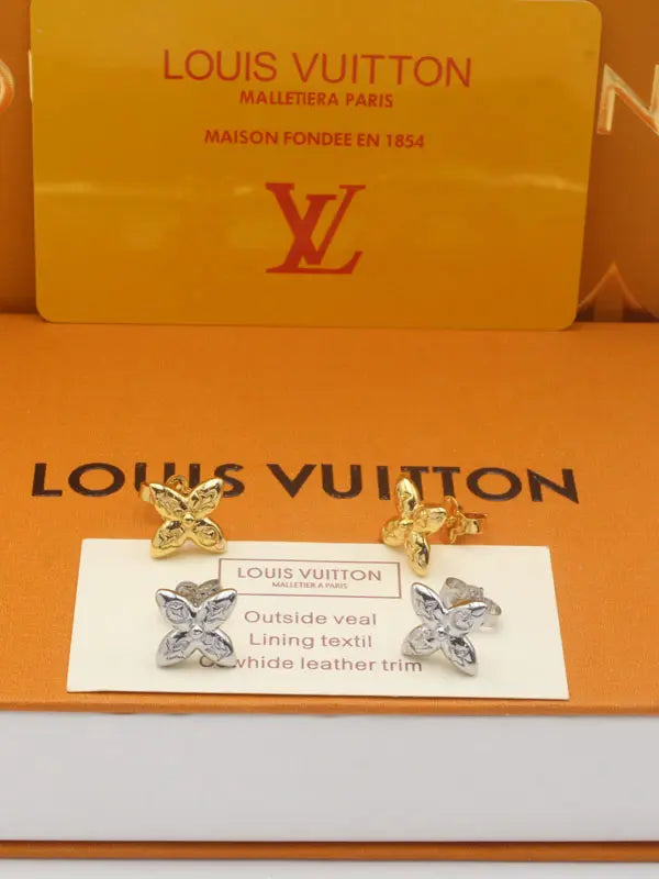 حلق لويس فيتون سمول لوقو 702 حلق louis vuitton