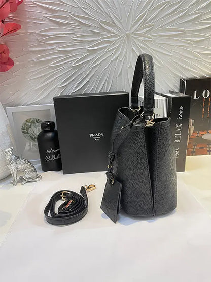 شنطة برادا ليذر شنط وحقائب brada bags