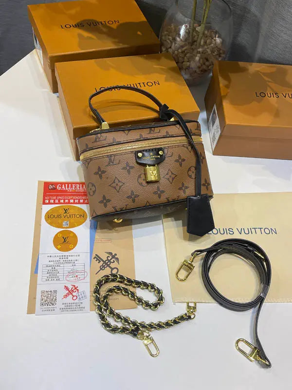 شنطة لويس فيتون نيو ماستر شنط وحقائب louis vuitton bags