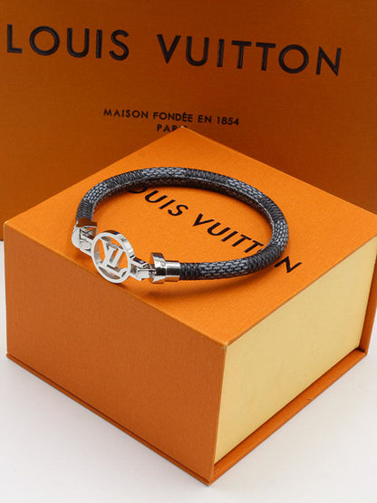 اساور لويس فيتون جلد LV LOGO اسواره louis vuitton