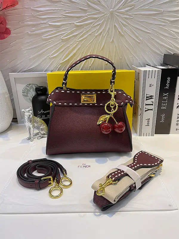 شنطة فندي بتعليقه كرز شنط وحقائب fendi bags