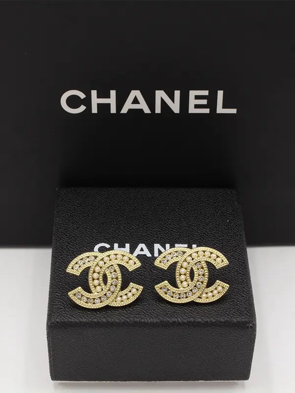 حلق شانيل 569 حلق chanel ذهبي