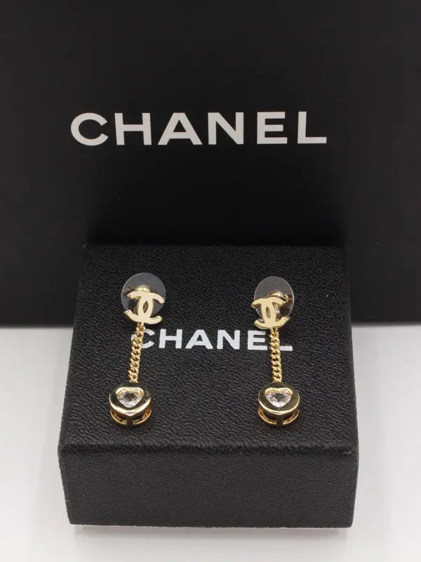 حلق شانيل طويل 670 حلق chanel