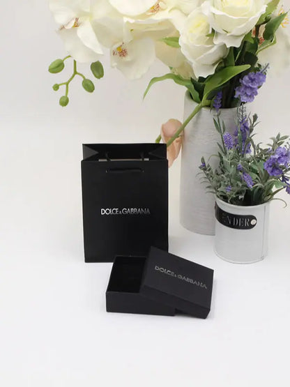 ملحقات دولتشي اند قبانا للاطقم هدايا Dolce&amp;Gabbana