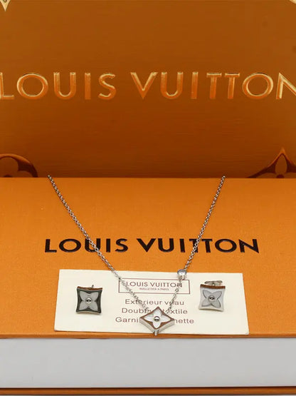 طقم لويس فيتون 2 قطع 663 اطقم louis vuitton