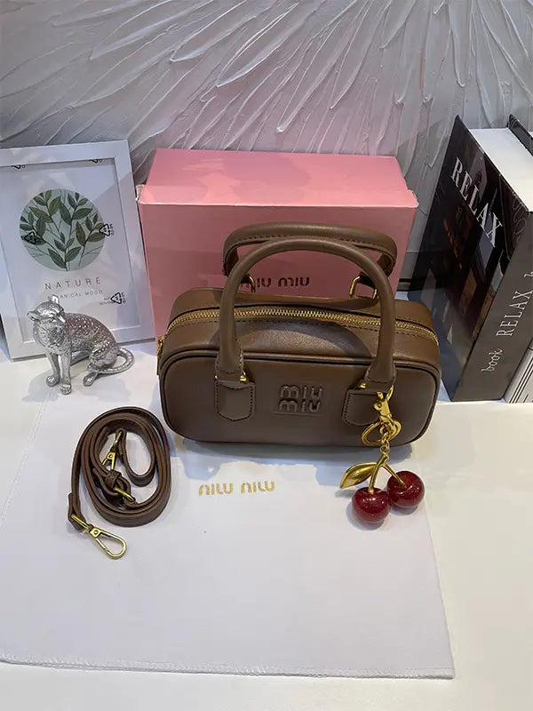 شنطة ميوميو مودرن شنط وحقائب miumiu bags