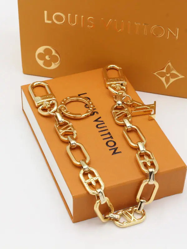 ميدالية لويس فيتون 238 ميدالية louis vuitton