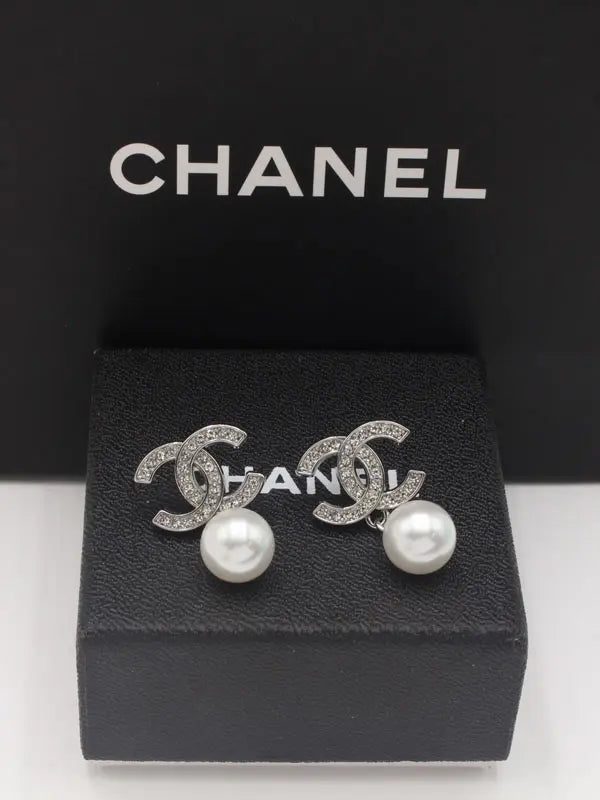 حلق شانيل الجديد 719 حلق chanel