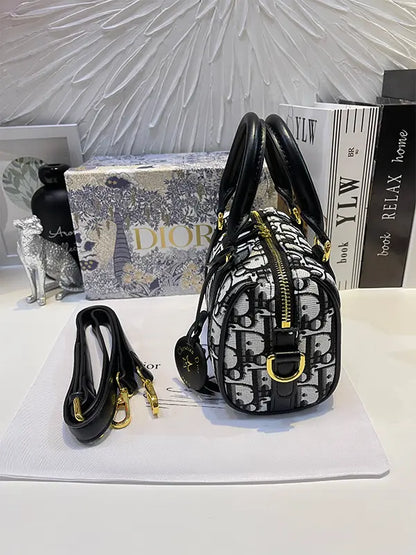 شنطة ديور صغيره الوان متعدده شنط وحقائب dior bags