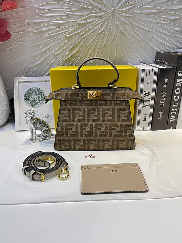 شنطة فندي ماستر نيو ستايل شنط وحقائب fendi bags