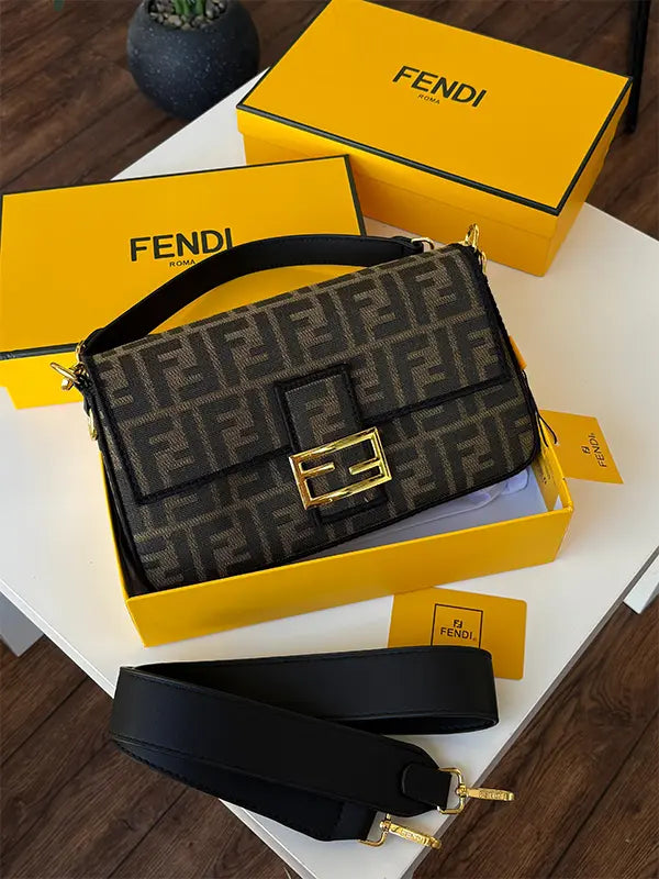 شنطة فندي الجديد وسط ماستر شنط وحقائب fendi bags بني