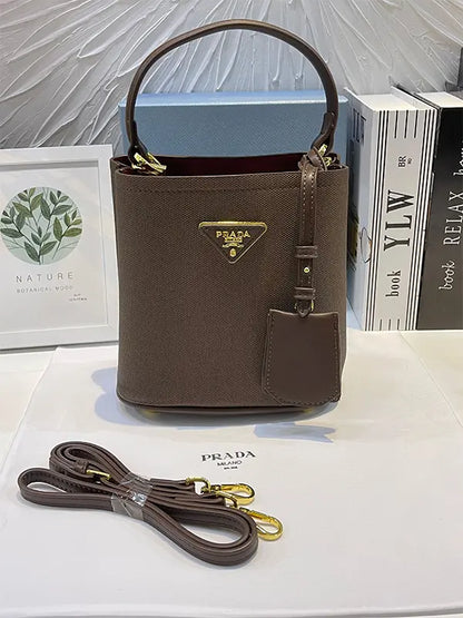 شنطة برادا شنط وحقائب brada bags بني