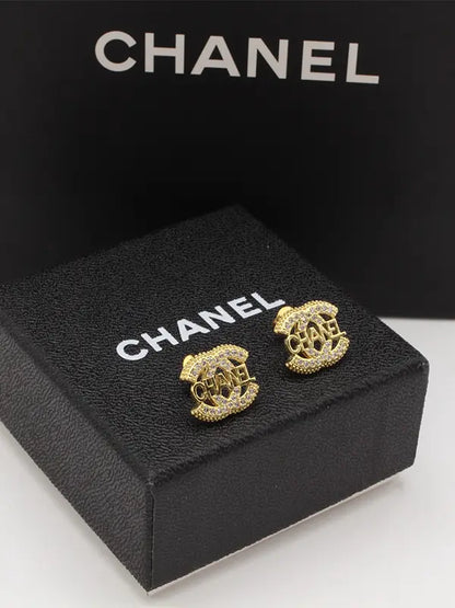 حلق شانيل زركون لوقو قولد حلق chanel