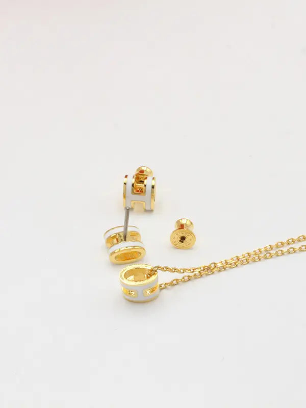 طقم هيرمز ملون ناعم ماستر لوقو اطقم HERMES