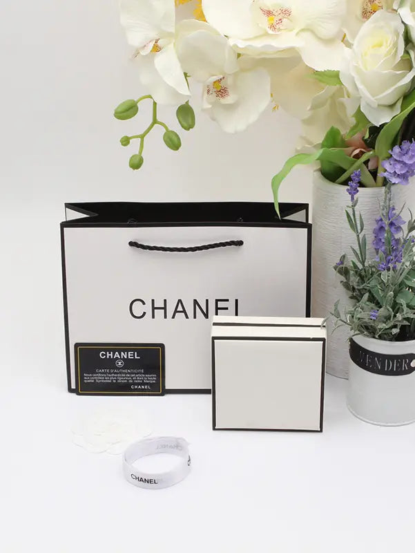 ملحقات شانيل للاطقم مربع هاي فيرجن هدايا chanel