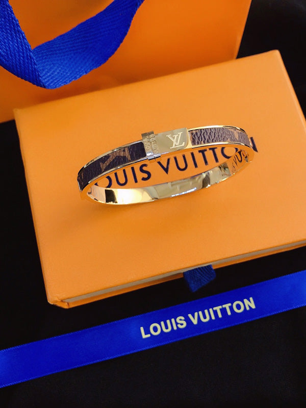 اسواره لويس فيتون بانقل بنية اسواره louis vuitton  