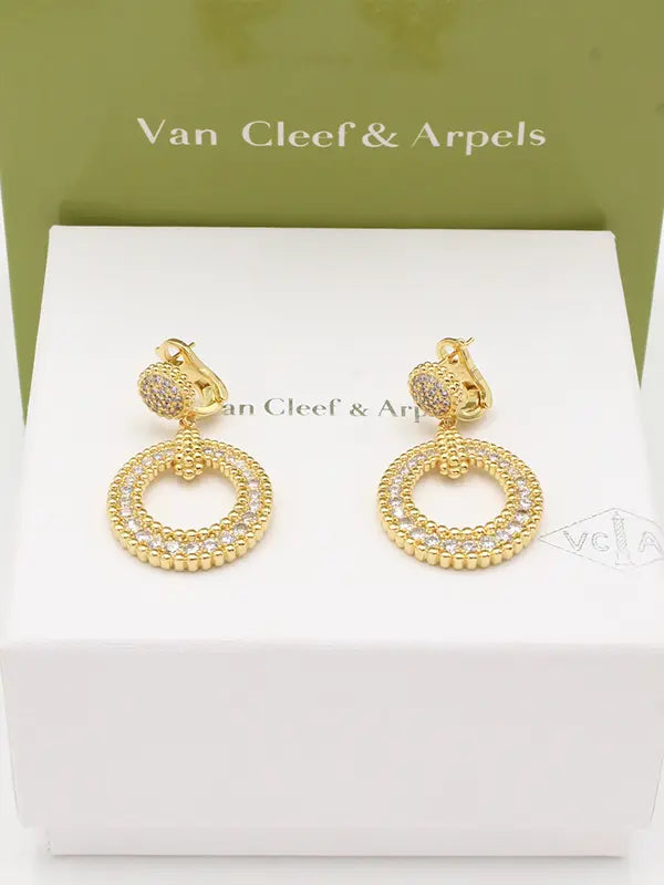 حلق فان كليف مدور زركون ماستر حلق van cleef ذهبي