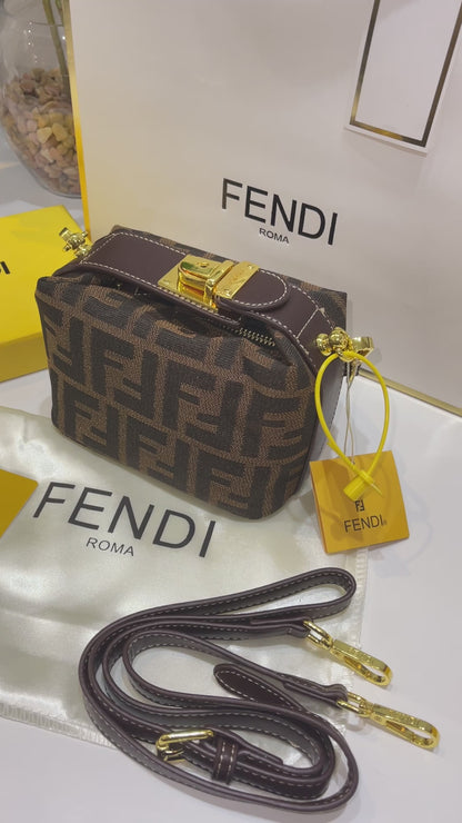 شنطة فندي ماستر الهبه صغيره شنط وحقائب fendi bags