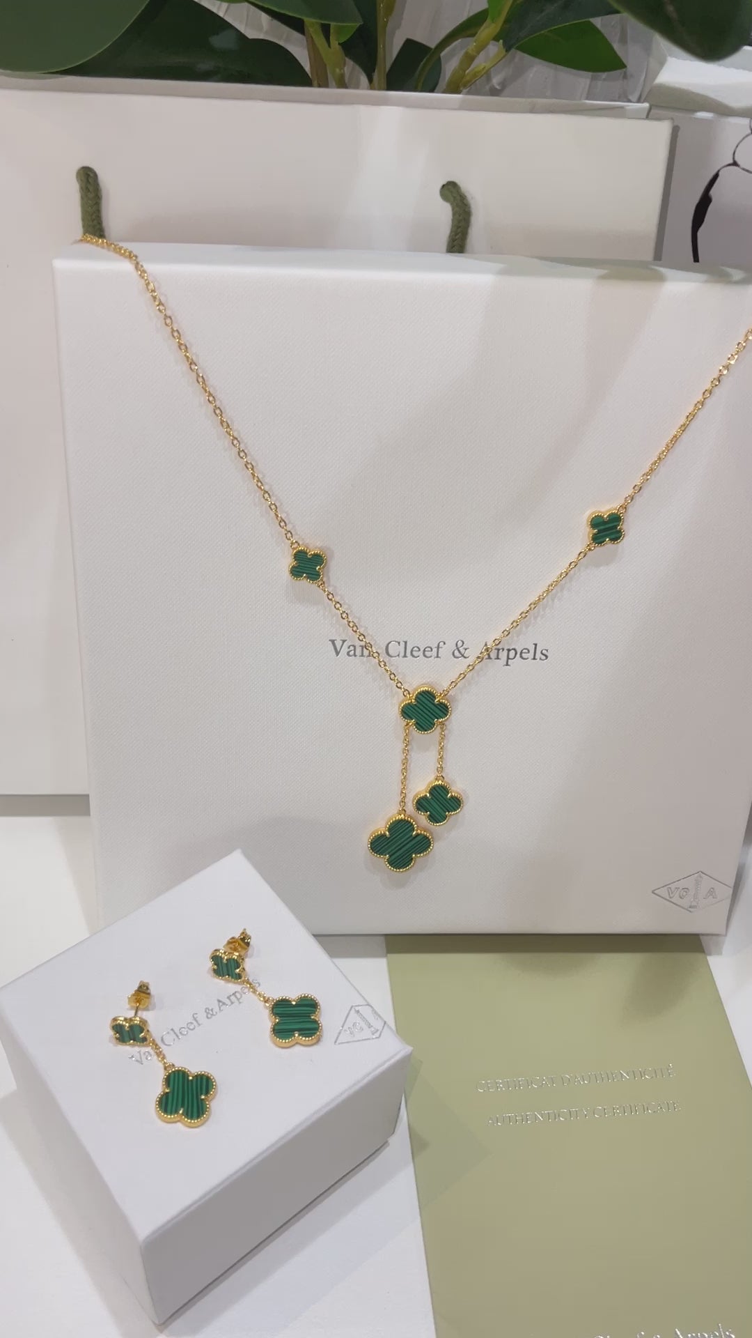 طقم فان كليف 5 وردات 2 قطع اطقم van cleef