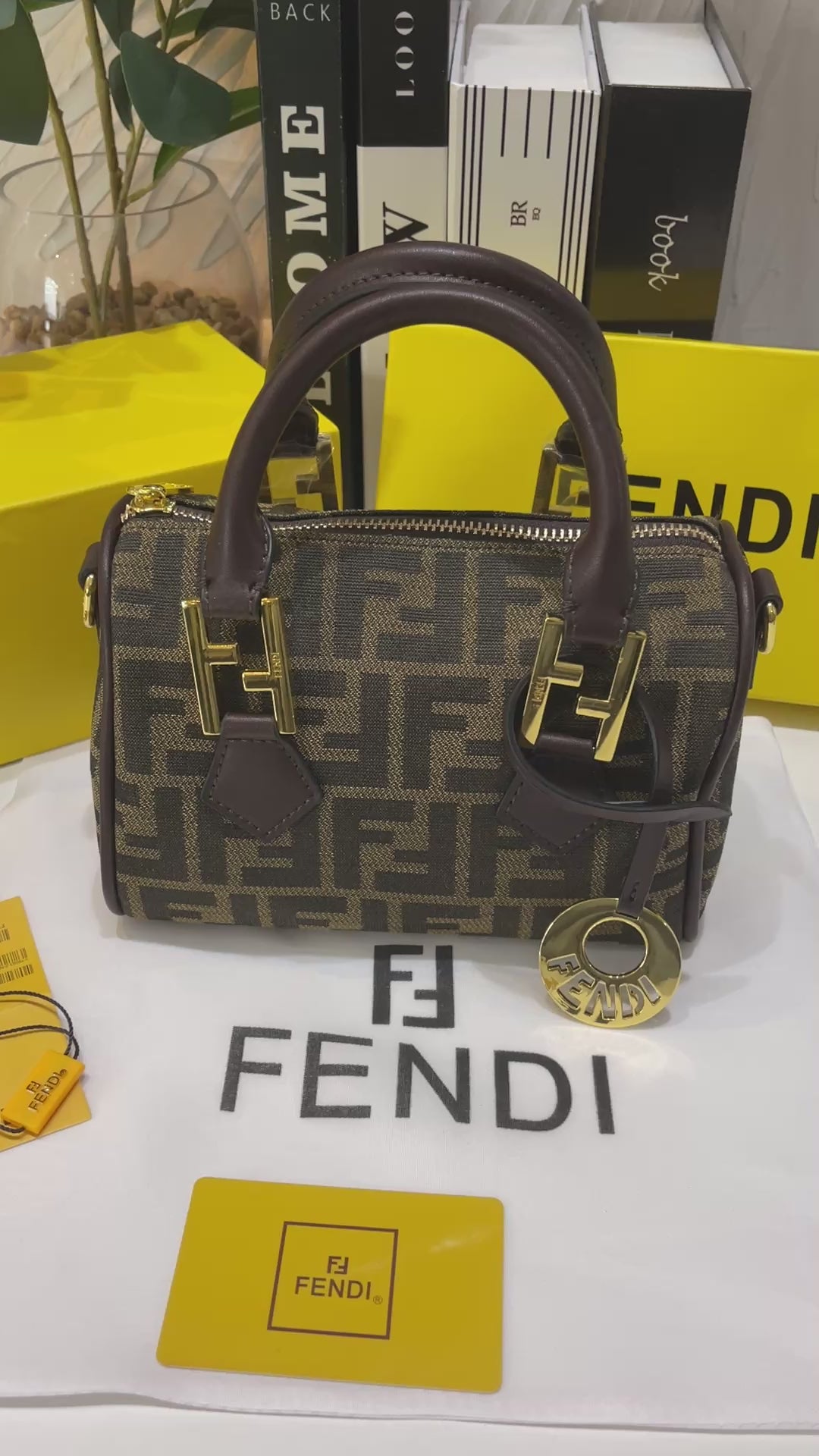 شنطة فندي هاي كواليتي الماستر صغيره شنط وحقائب fendi bags
