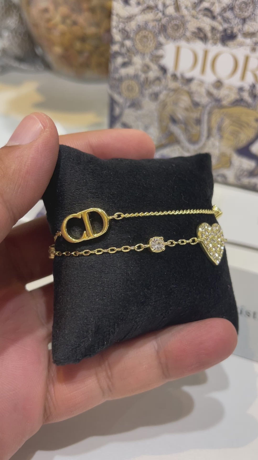 اساور ديور هارت كريستال لوقو اسواره dior