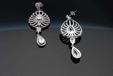 حلق روشن سهره زركون طويل حلق متوفر 2 لون فضي