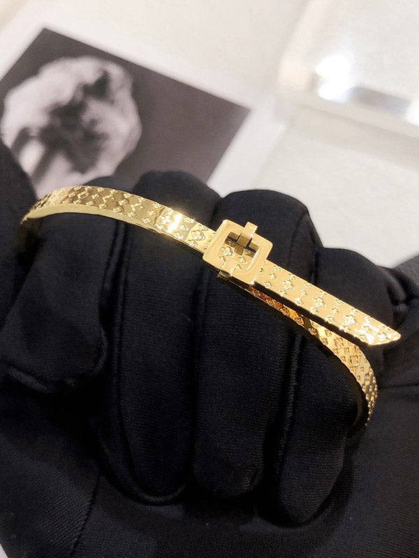 اسوارة لويس فيتون شكل حزام اسواره jewel  