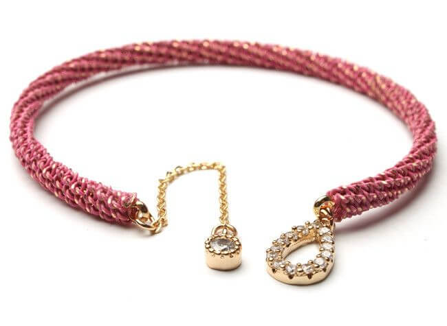 اسواره مبرومه بالسلسال المعدني دمعه اسواره متوفر 7 لون وردي 