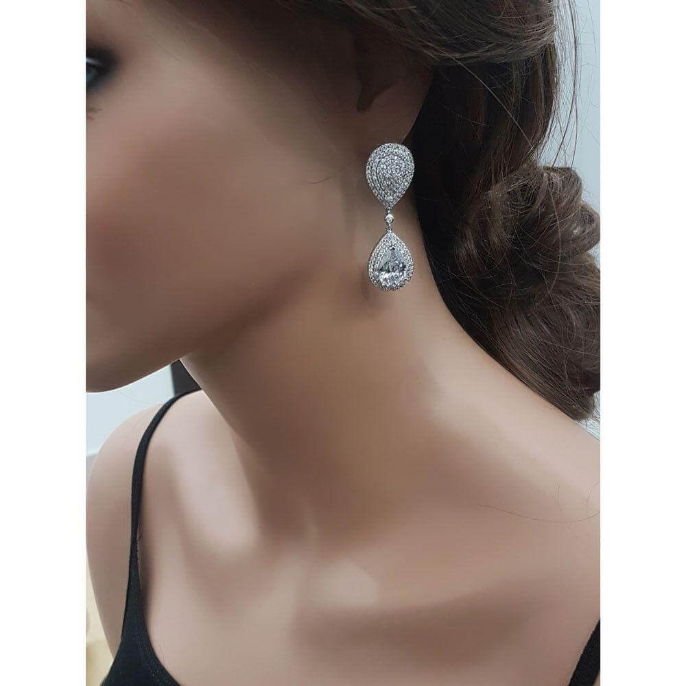 حلق زركون دبل تير دمعه حلق متوفر 1 لون