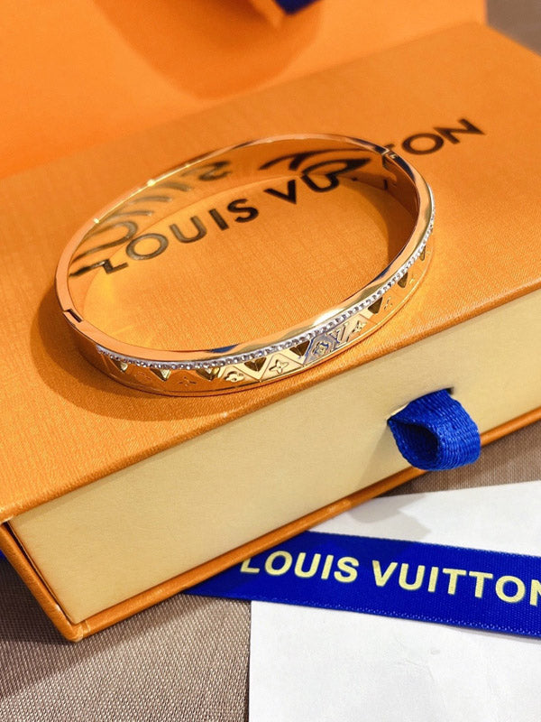 اسوارة لويس فيتون ذهبيه اسواره louis vuitton  