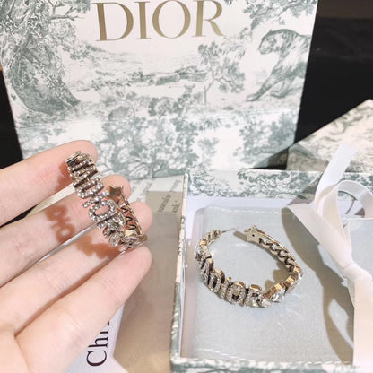 حلق جادور انتيك مدور حلق dior  