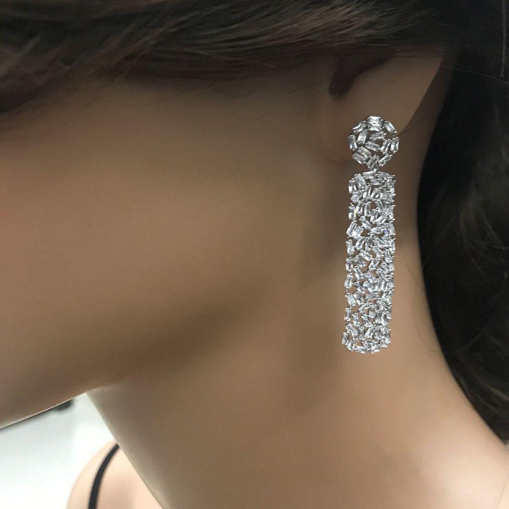 حلق زركون ريكتنقل حلق متوفر 1 لون  