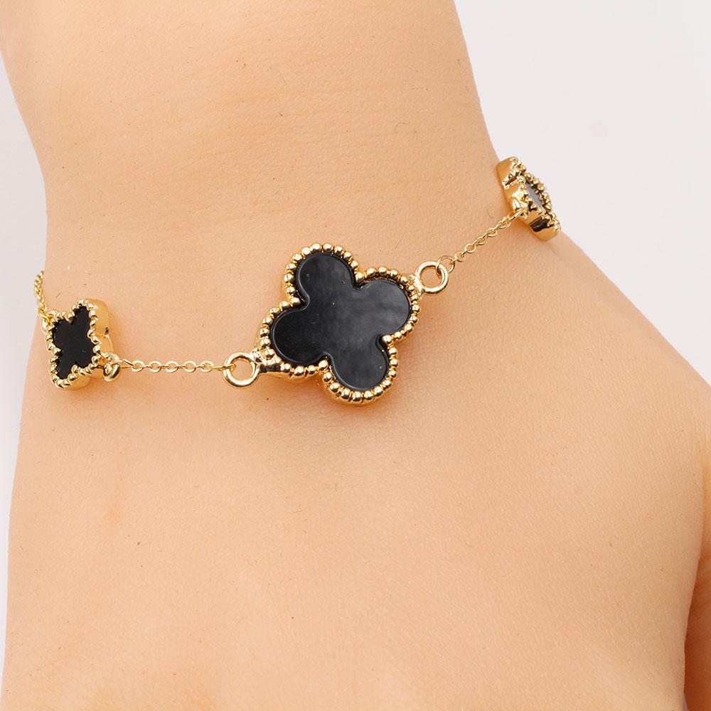 اسواره فان كليف ثلاث ورود اسواره متوفر 10 لون