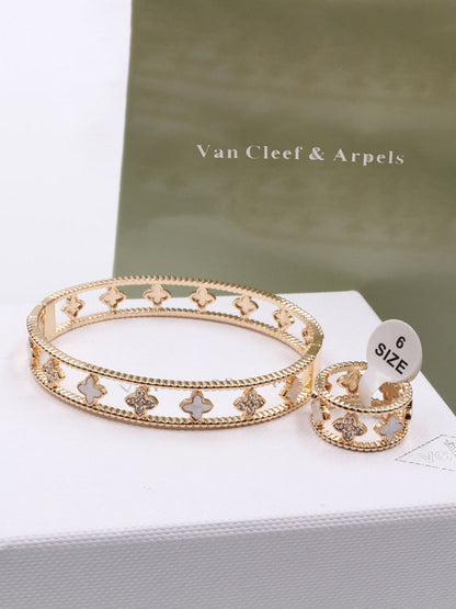 اسوارة وخاتم فان كليف اسواره van cleef ابيض 6 